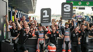 Deutsches Intact-GP-Team schlägt zurück: Moto2-Triumph nach harten Zeiten